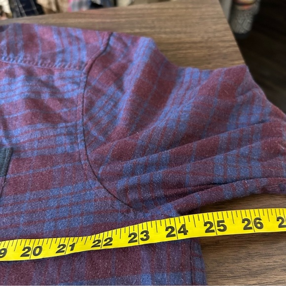 ❤️ Under armour Men's Plaid Button-Up Shirt - Burgundy and Blue loose XL - Picture 9 of 11